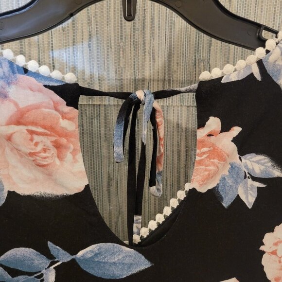 NWOT Bongo V Neck Bell Long Sleeve Back Tie Floral Mini Black Dress Size Small - Picture 9 of 12